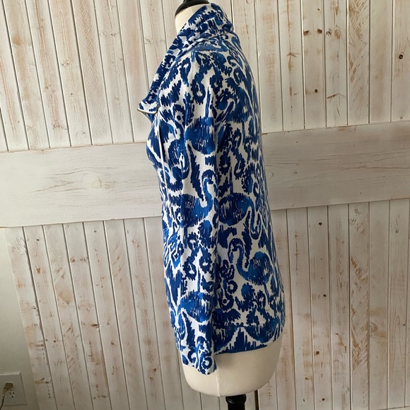 Lilly Pulitzer blue and white zip up sweat jacket. Size XS - Picture 3 of 5